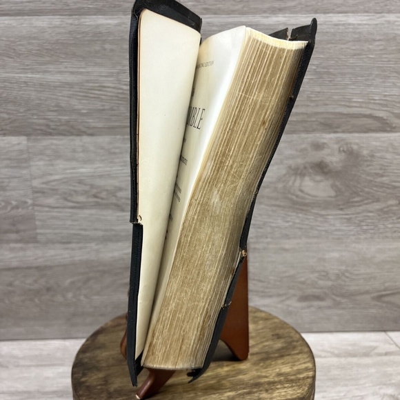 Vintage World Publishing Holy Bible Red Letter References KJV Morocco Leather - Picture 3 of 12